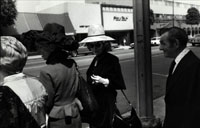 Garry Winogrand. lot#48. Front.